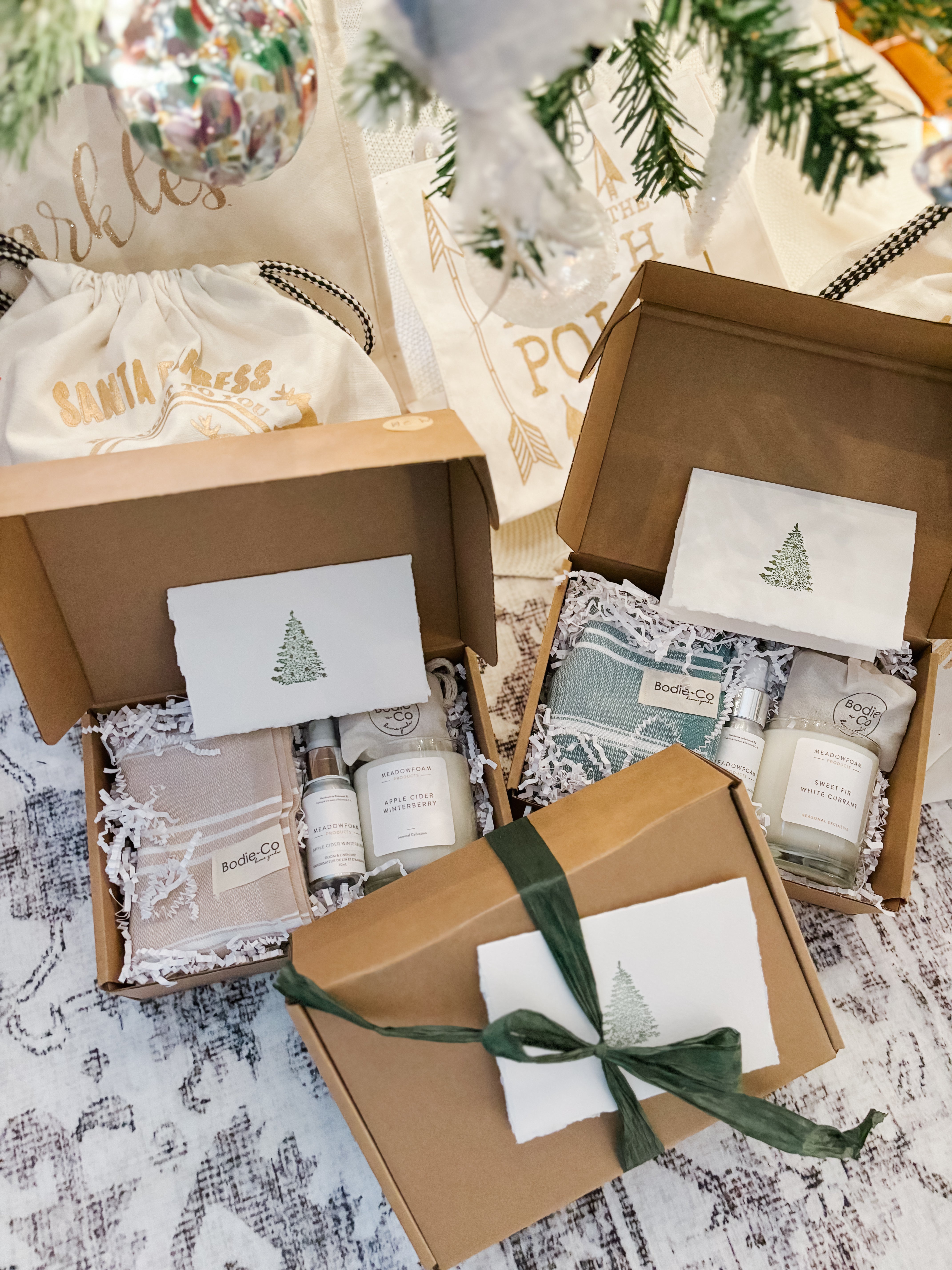 Holiday Gift Boxes: In Support of BabyGoRound